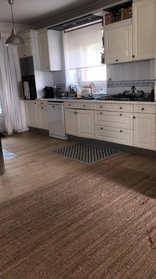 Chambre Vue Mer Dans Maison, بيرو جْييريك المظهر الخارجي الصورة